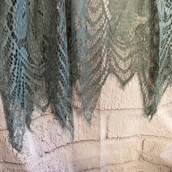 She + Sky Green Lace Cardigan Size Small - Picture 2 of 7